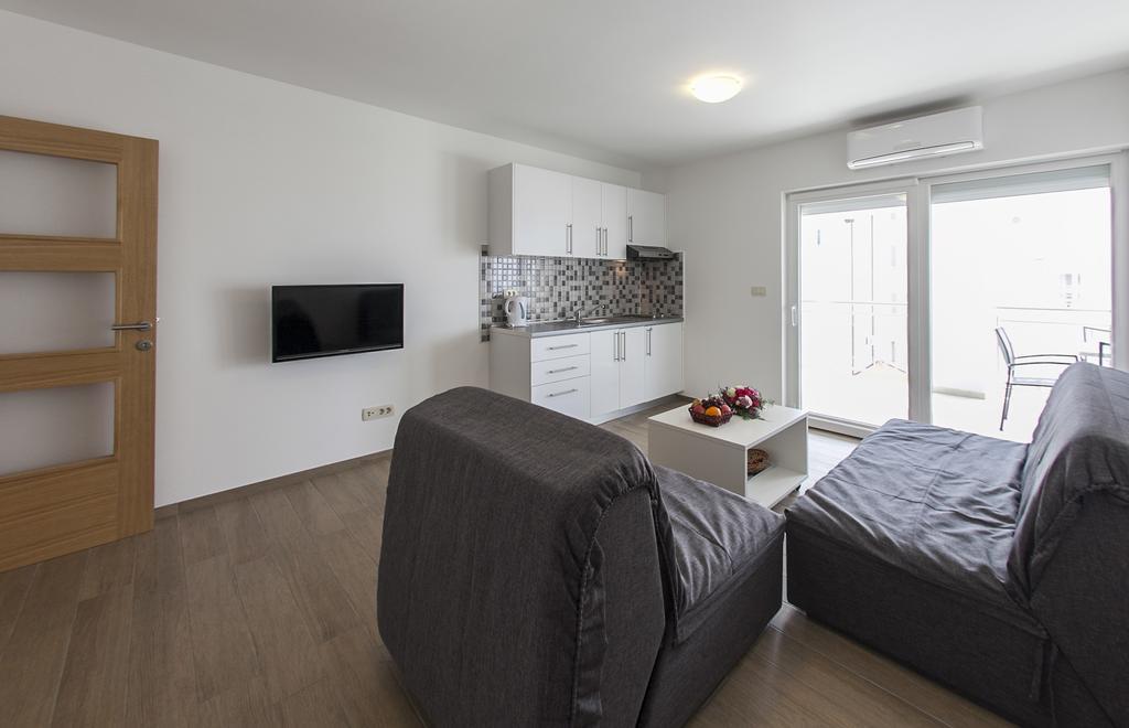 Apartments Villa Klara Башка-Вода Экстерьер фото